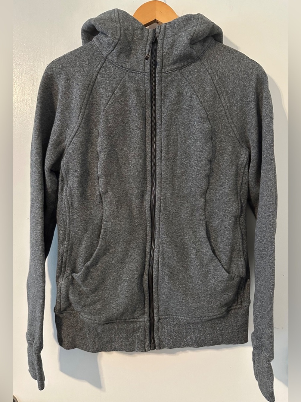 Lululemon Gray Full Zip Scuba Hoodie Athletica Athletic Sweatshirt Womens size 8